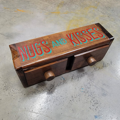Nugs & Kisses puzzle box